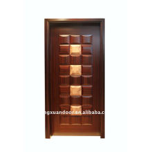 Puerta compuesta de madera maciza